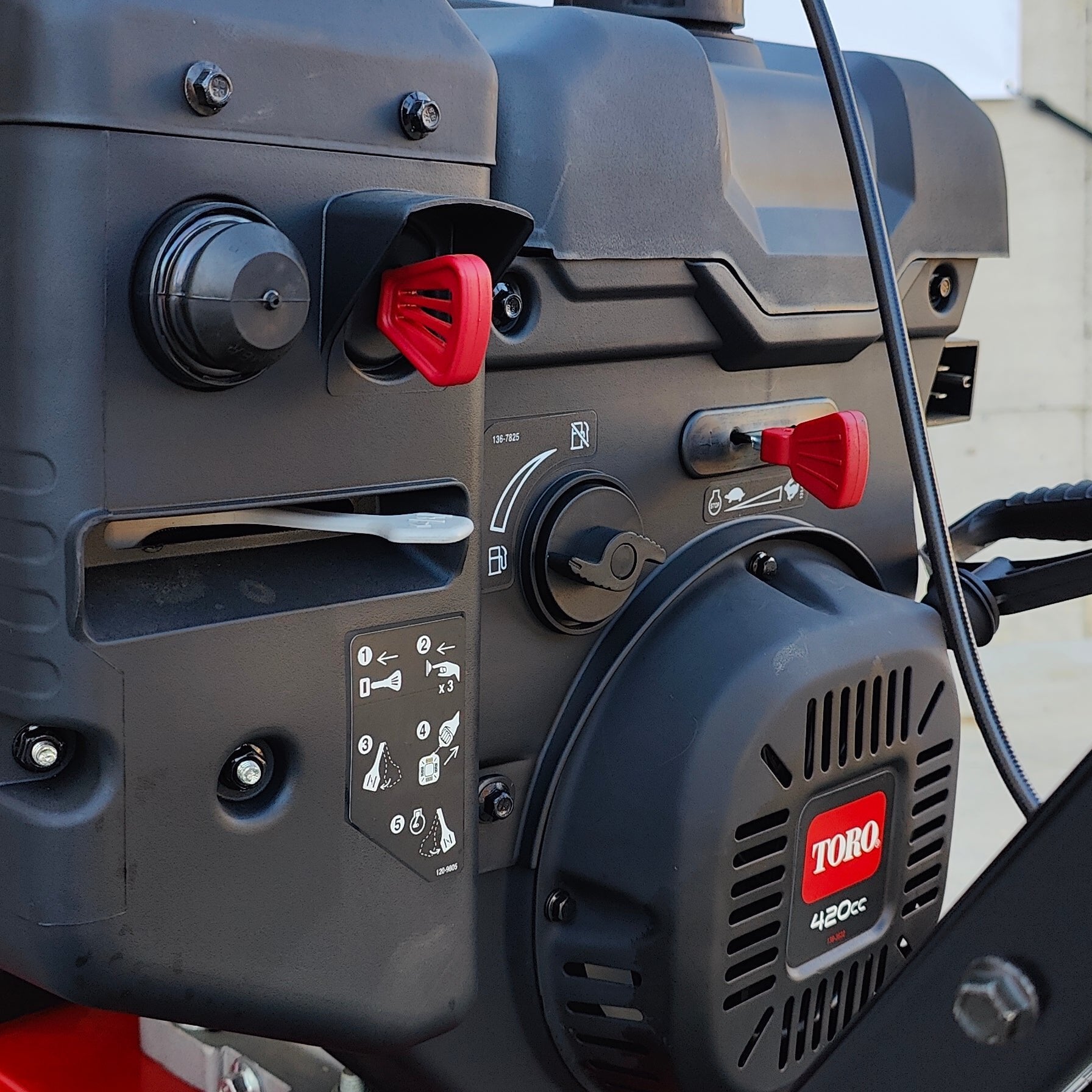 Toro Power TRX HD Commercial 1432 OHXE Snow Blower 38891
