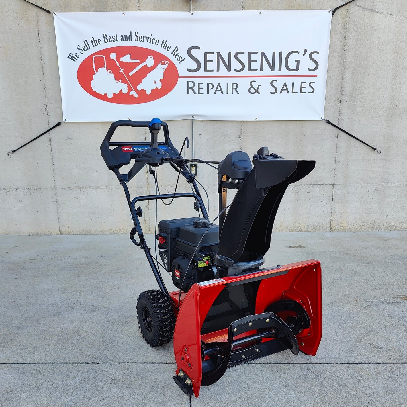 SnowMaster Snow Blower 724 QXE 36002