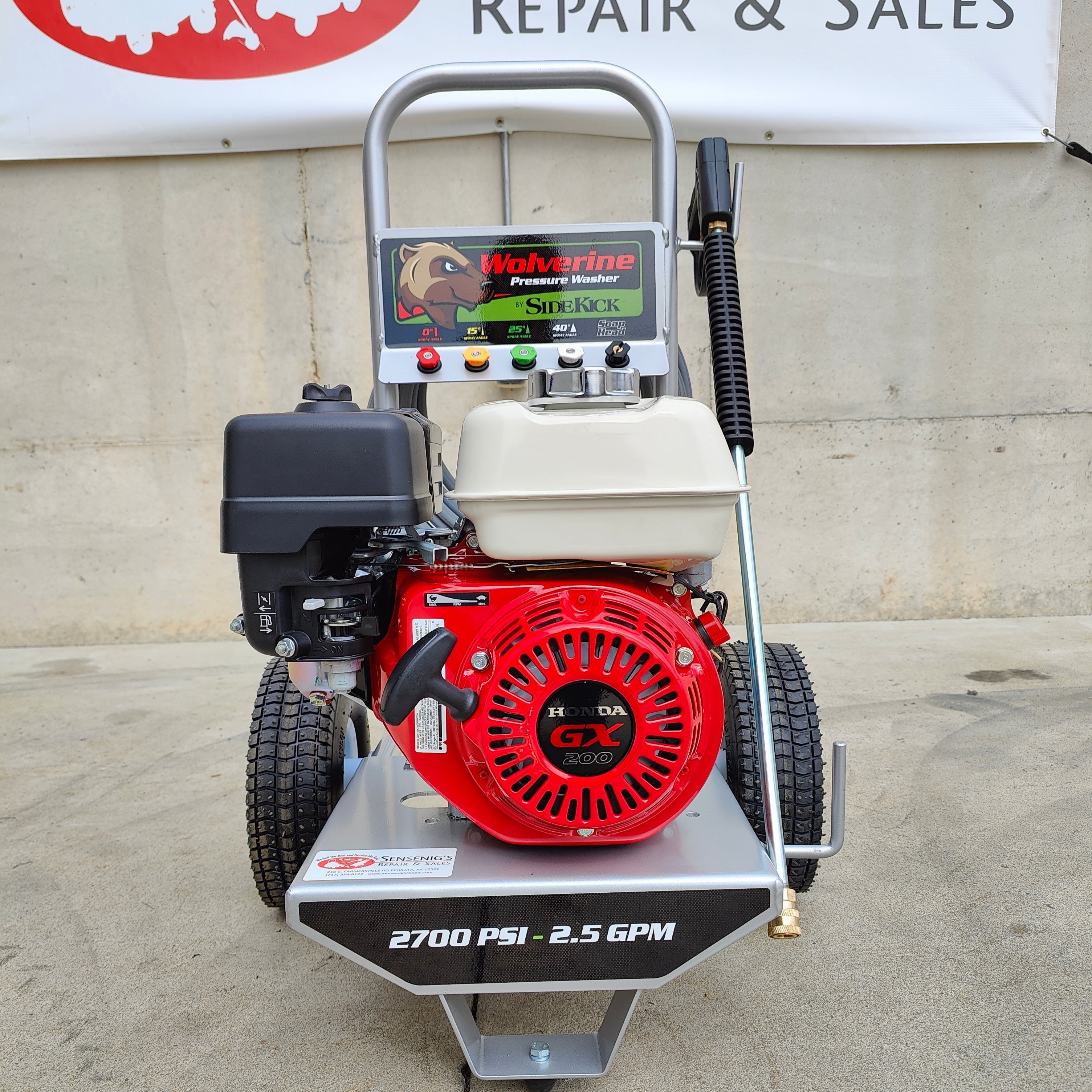 Wolverine 2700 PSI 2.7GPM Pressure Washer w/ GX160 Honda Engine