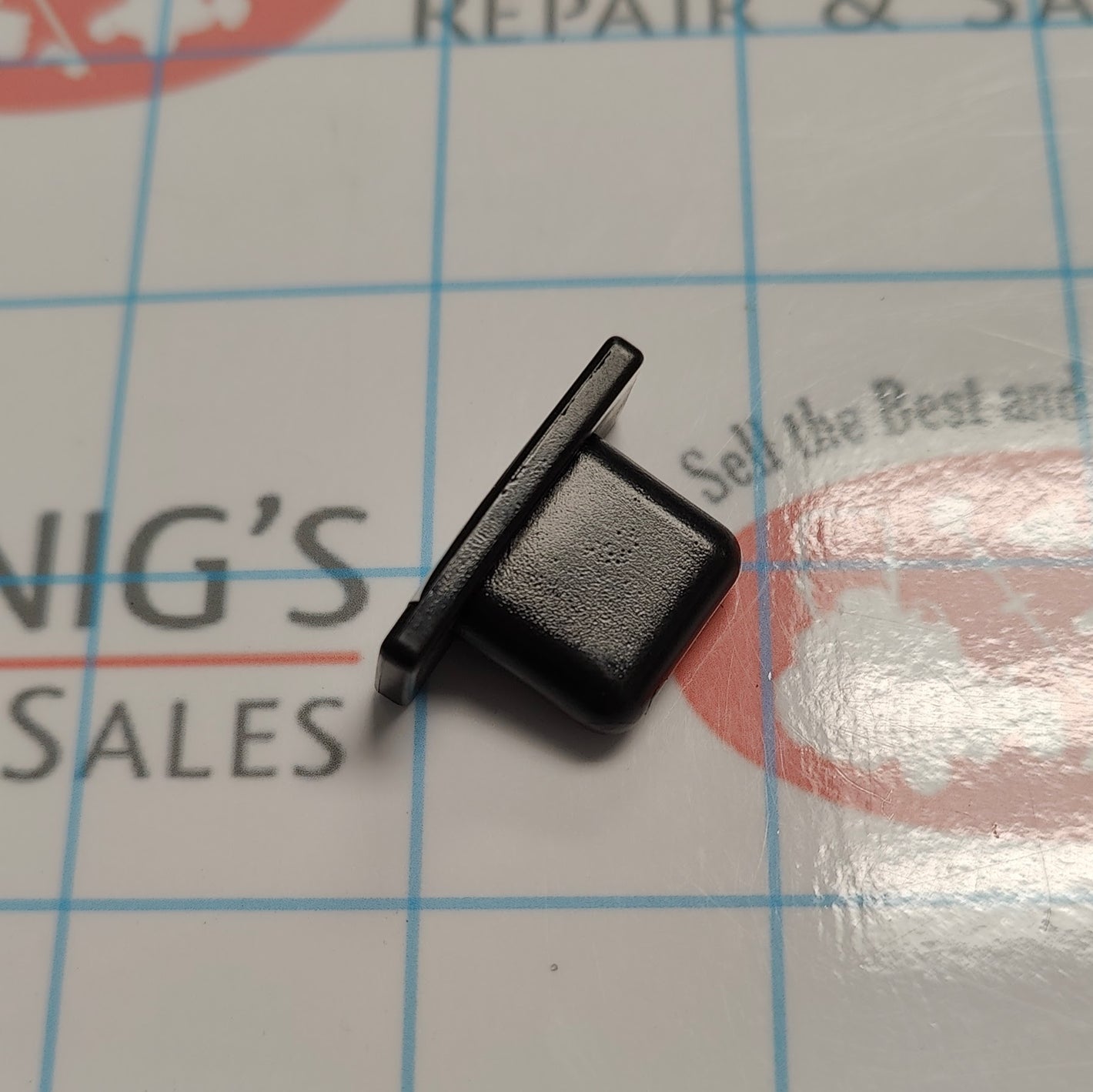 ISOLATOR - REAR BELT SHIELD 422090