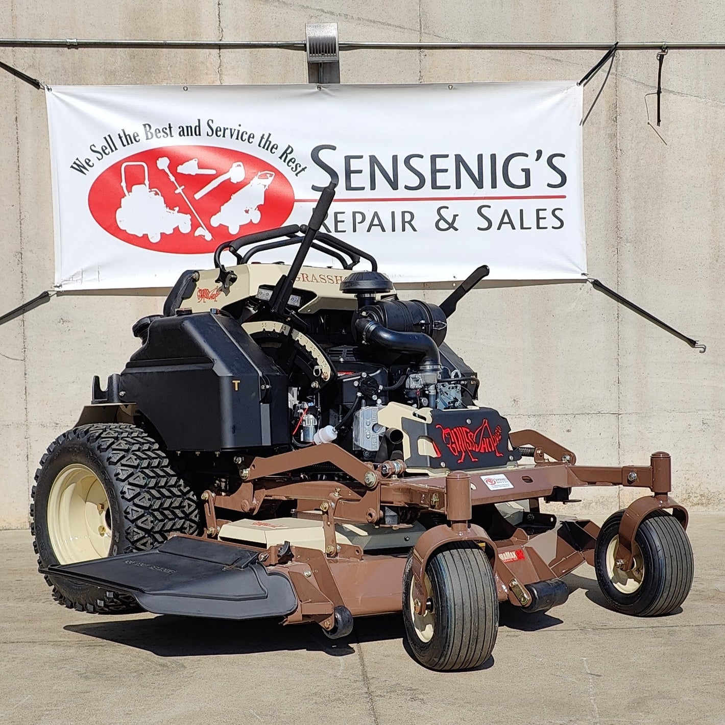 SO27KW Grasshopper 52" Outstander Zero Turn Mower w/ 27hp Kawasaki Engine