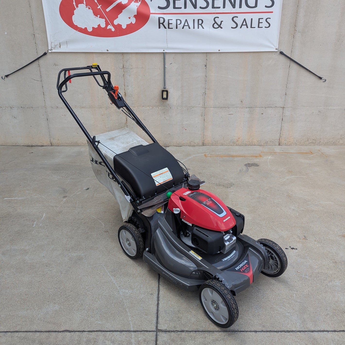 2022 Honda 21" Mower w/ Blade Clutch
