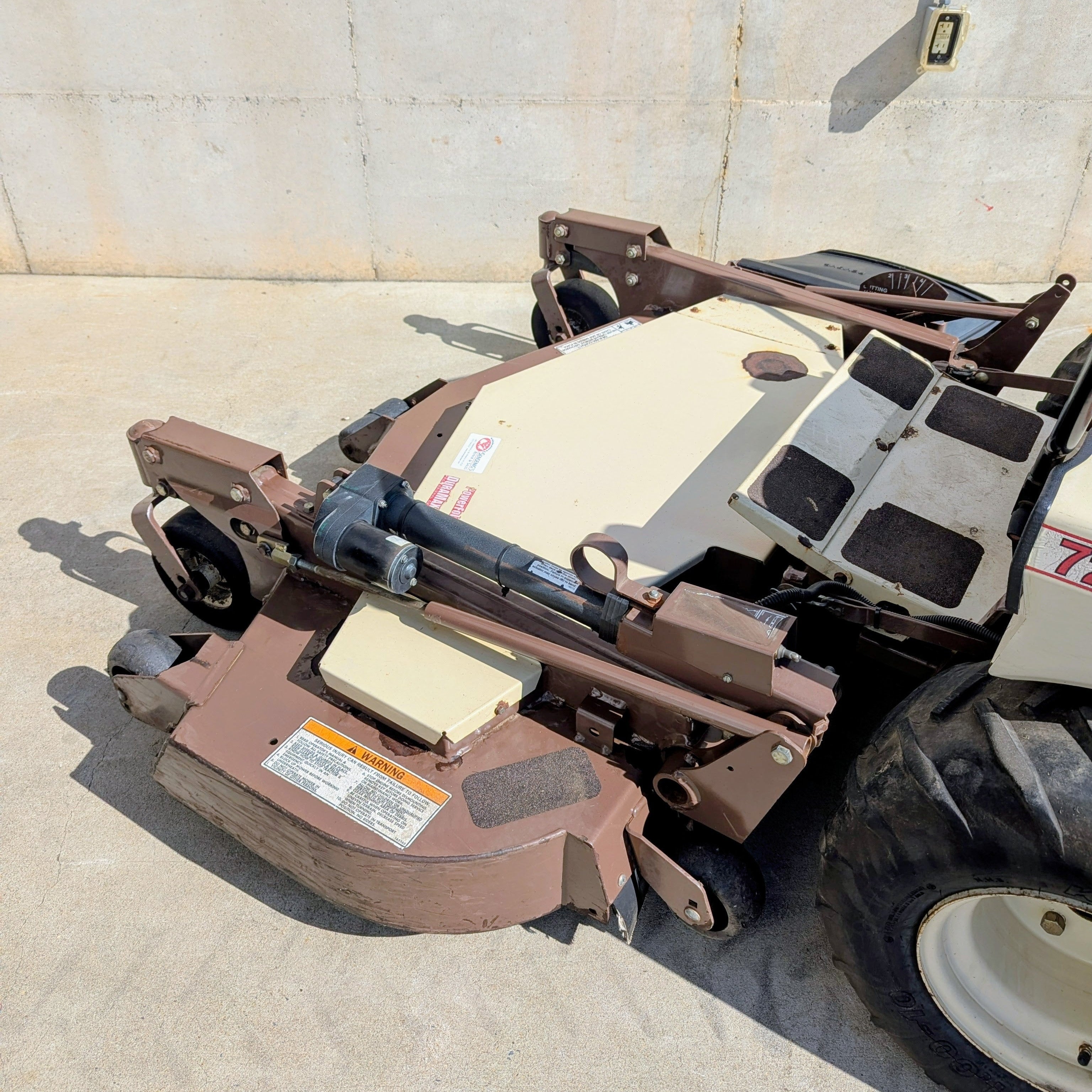 2010 Grasshopper 727K Zero Turn w/ 61