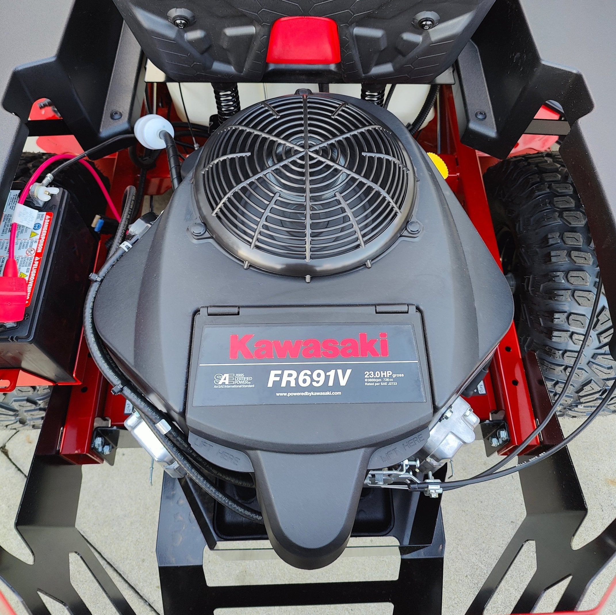 Toro 50“ TimeCutter Max Zero Turn Mower w/ 23HP Kawasaki